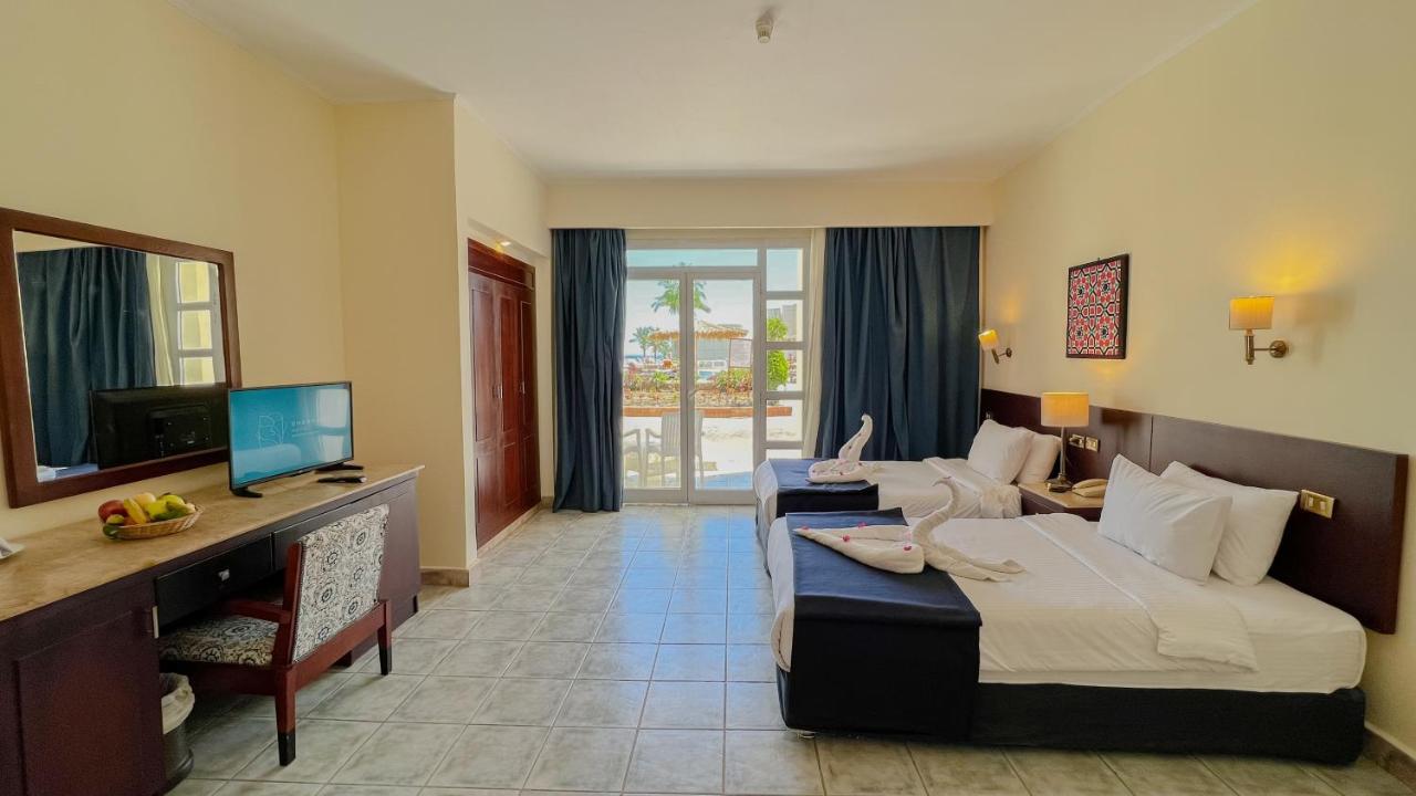 Double or Twin Room Pool View,1419487026:JPEG