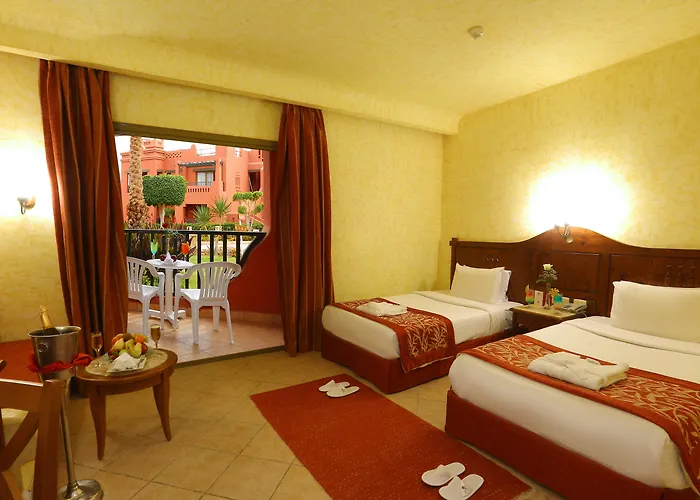 4 star hotel: Charmillion Sea Life Resort