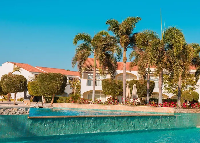 5 star hotel: Reef Oasis Blue Bay Resort & Spa